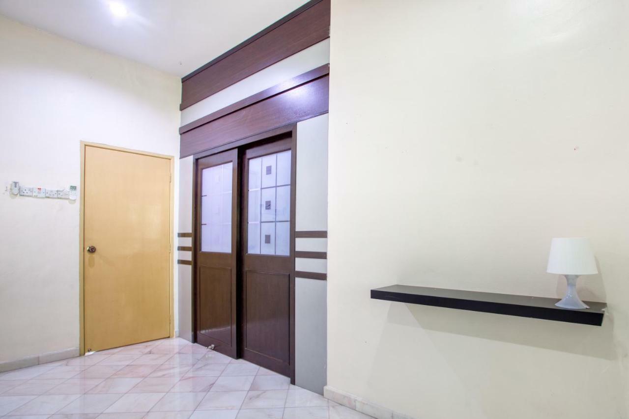 Gunung View Homestay 10 To 12 Pax Near Sunway Tambun Ipoh Exteriör bild